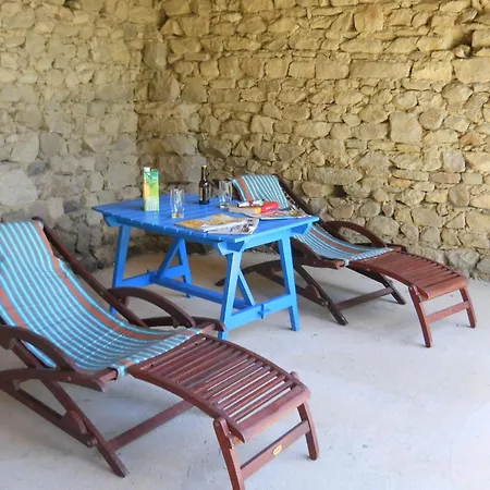 Maison Avec 4 Et Cheminee A - Fr-1-496-9 *
